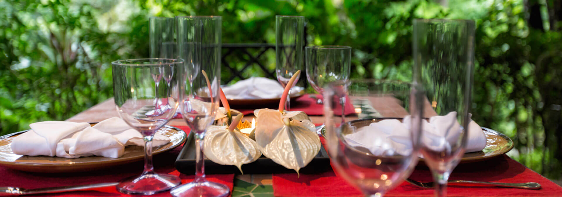 Baan Surin Sawan - Dining set up