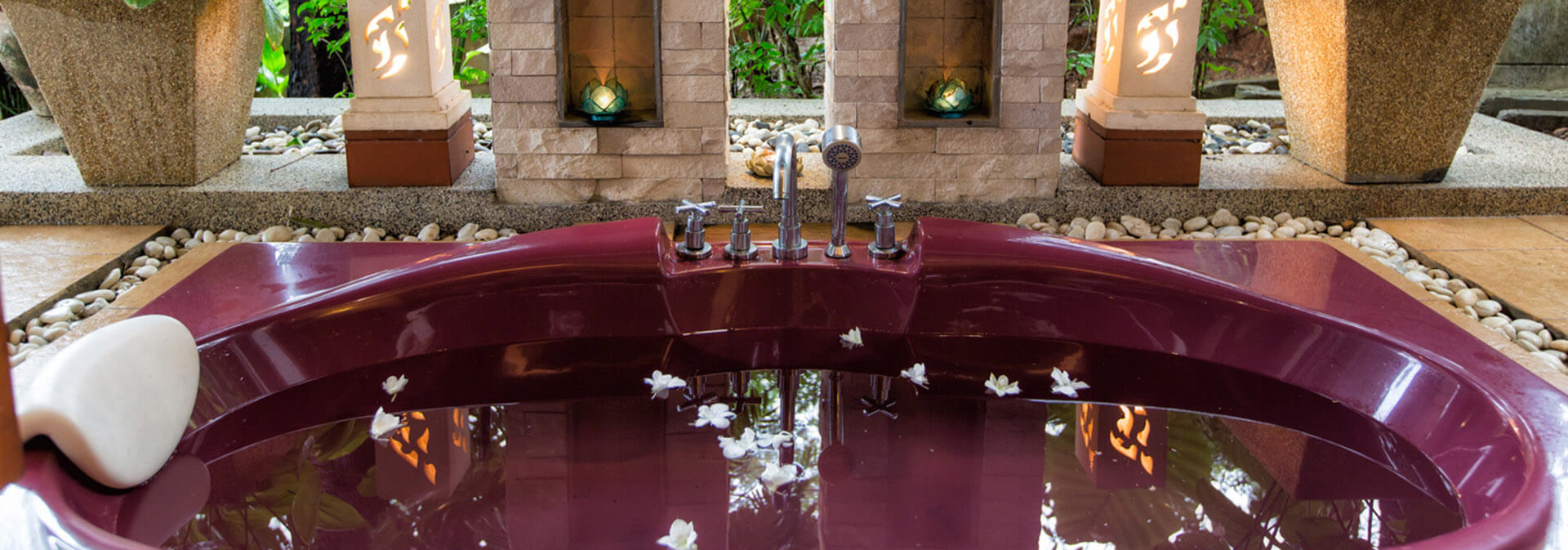 Baan Surin Sawan - Guest bath