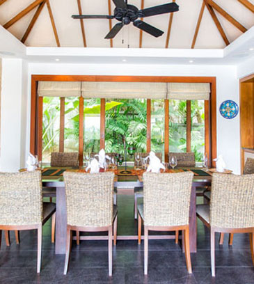 Baan Surin Sawan - Outdoor dining pavilion